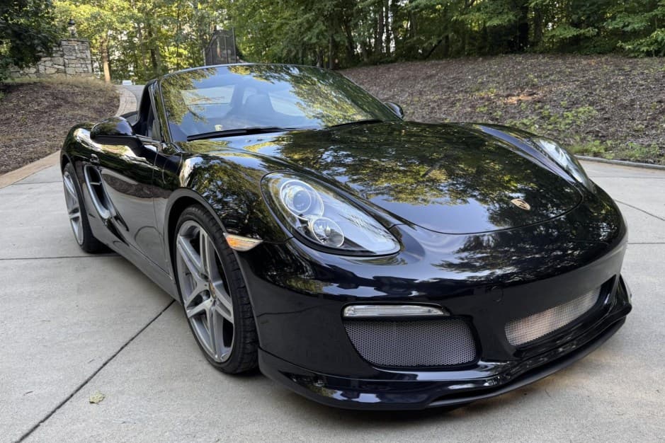 2014 Porsche 981 Boxster sold for $49,250
