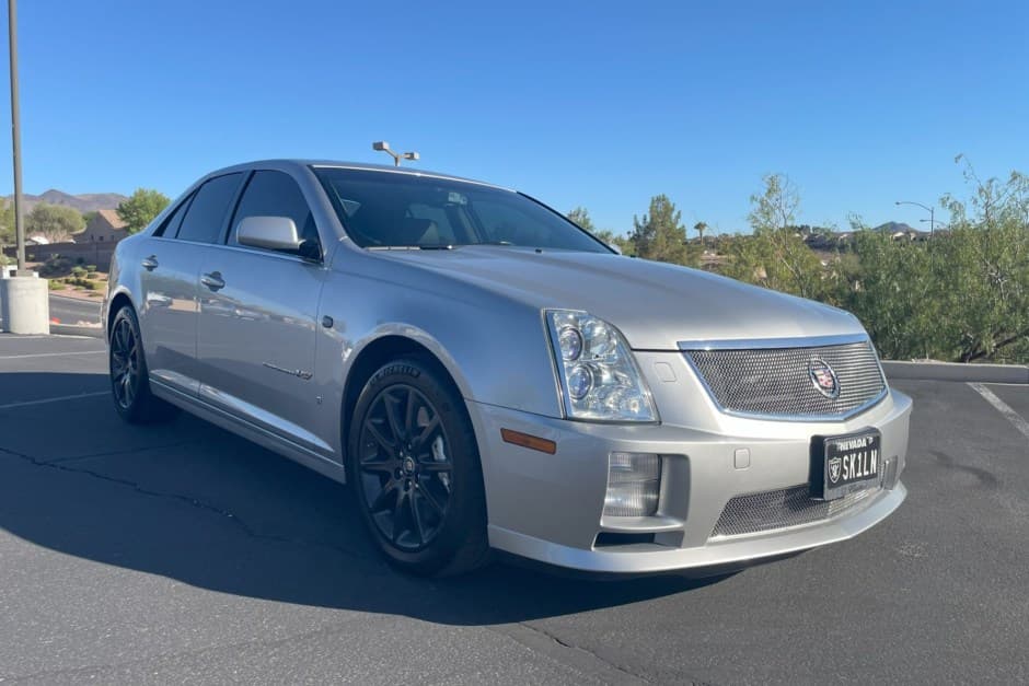 2007 Cadillac STS & STS-V sold for $15,250