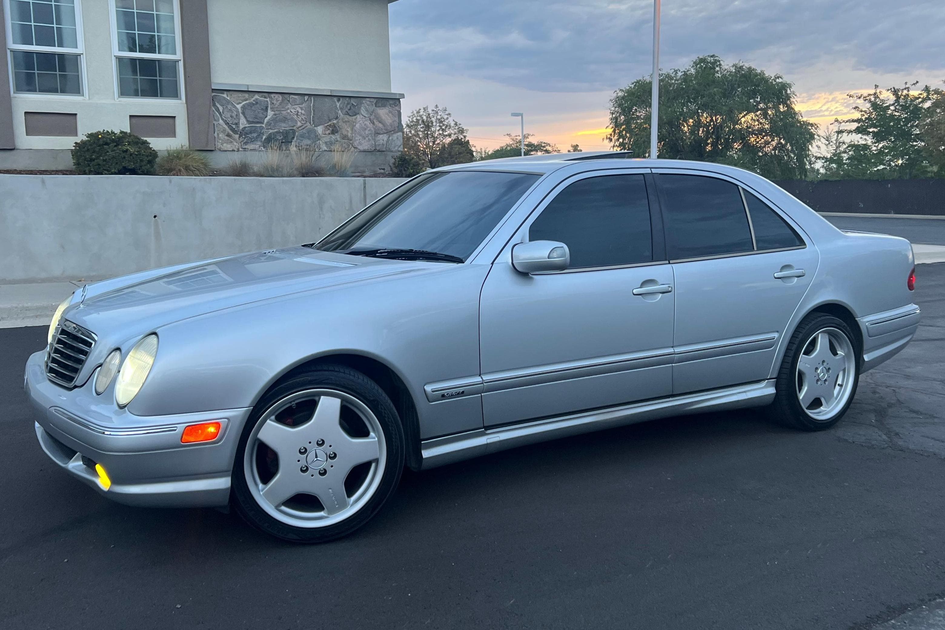 2002 Mercedes-Benz E-Class sold for $5,300
