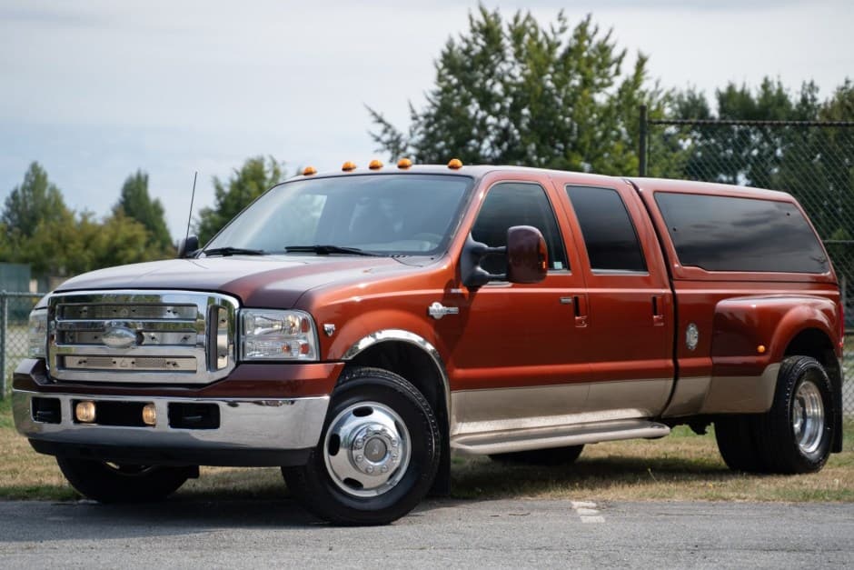 2005 Ford Super Duty 1999-2007 sold for $18,500