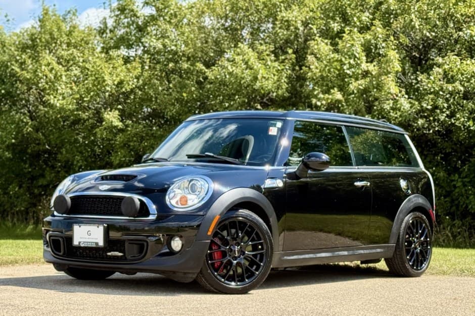 2011 Mini R55 Clubman sold for $13,750