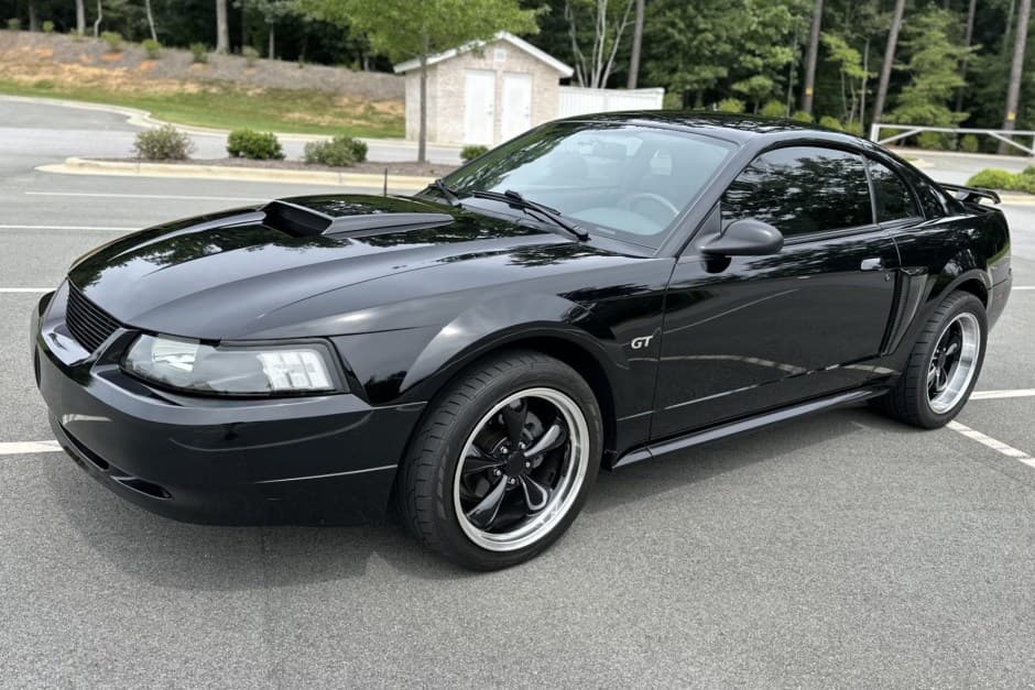 2002 Ford Mustang SN95 1994-2004 sold for $14,500