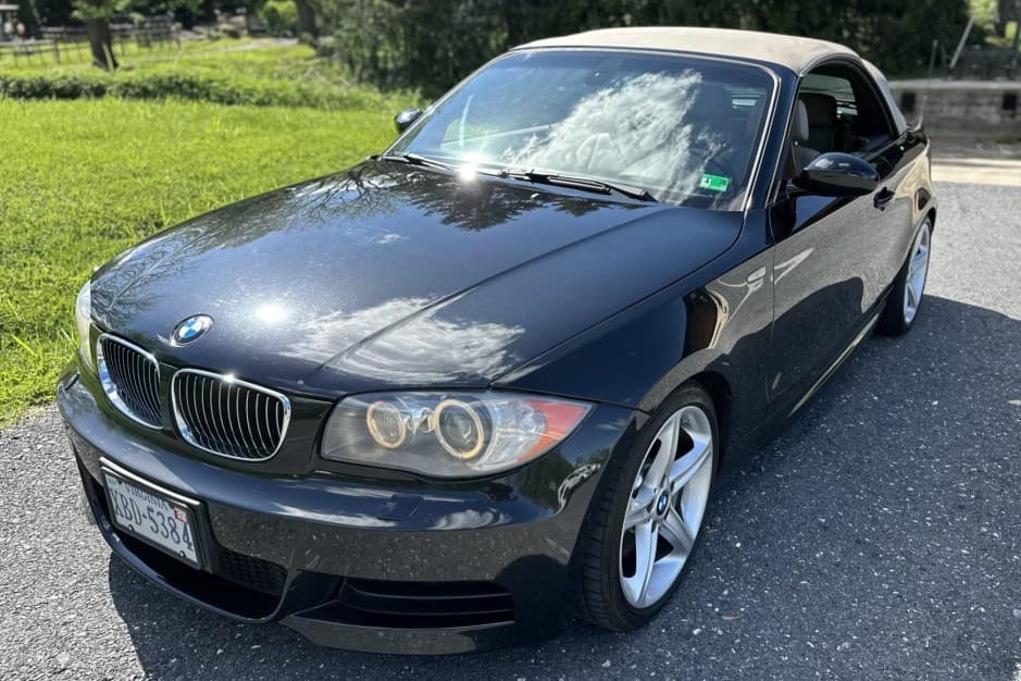2008 BMW E82/E88 1-Series sold for $10,500