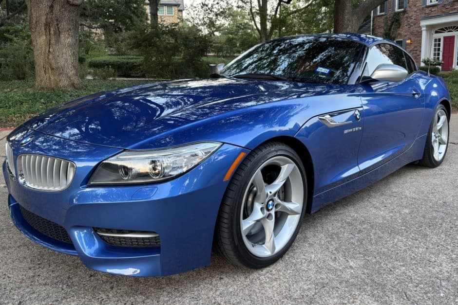 2016 BMW E89 Z4 Roadster sold for $37,999