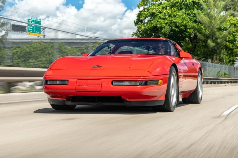 1991 Chevrolet Corvette C4 ZR-1 sold for $32,500