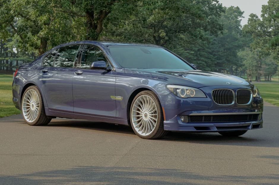 2011 BMW F01/F02 7-Series sold for $21,001