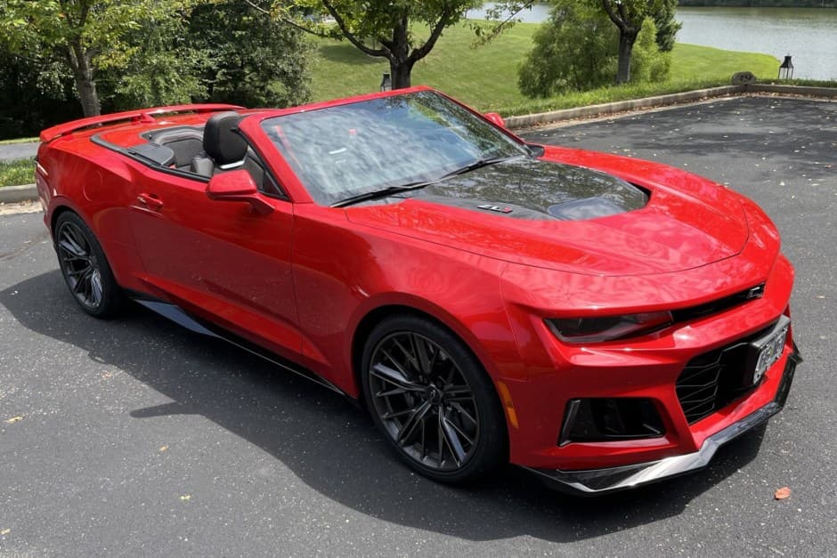2024 Chevrolet Camaro 6th Generation 2016-2024 sold for $74,300