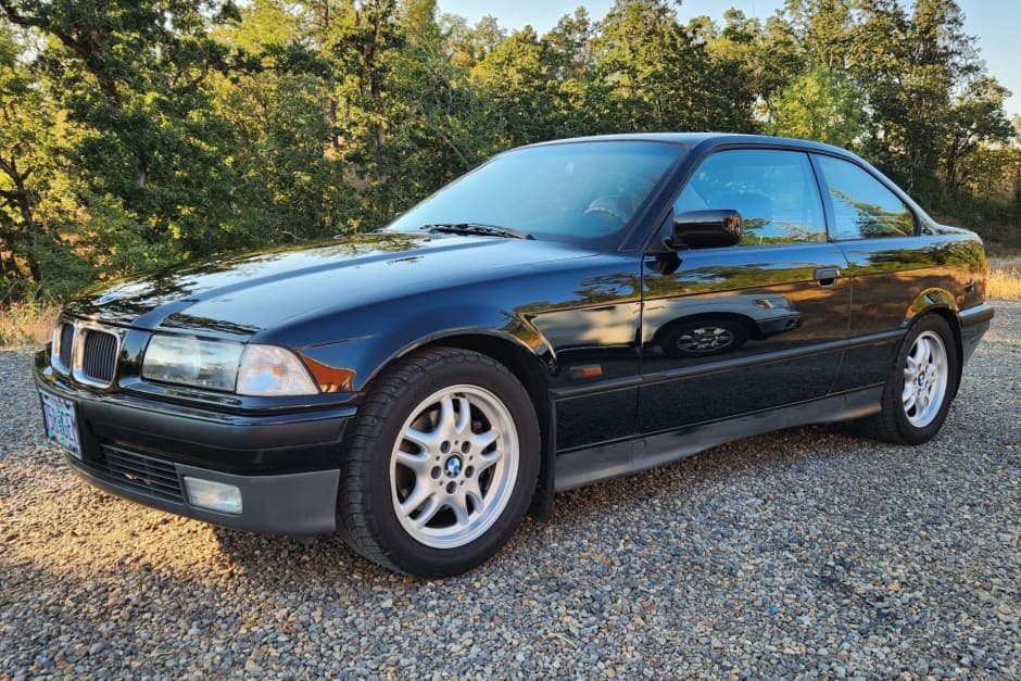 1995 BMW E36 3-Series sold for $7,500