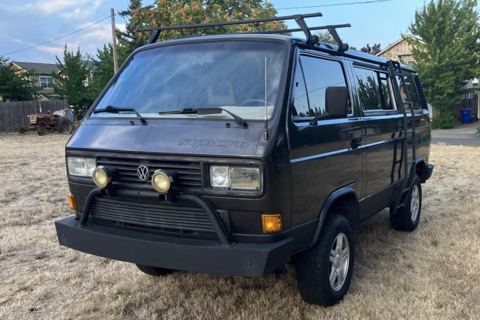 1987 Volkswagen Vanagon sold for $8,600