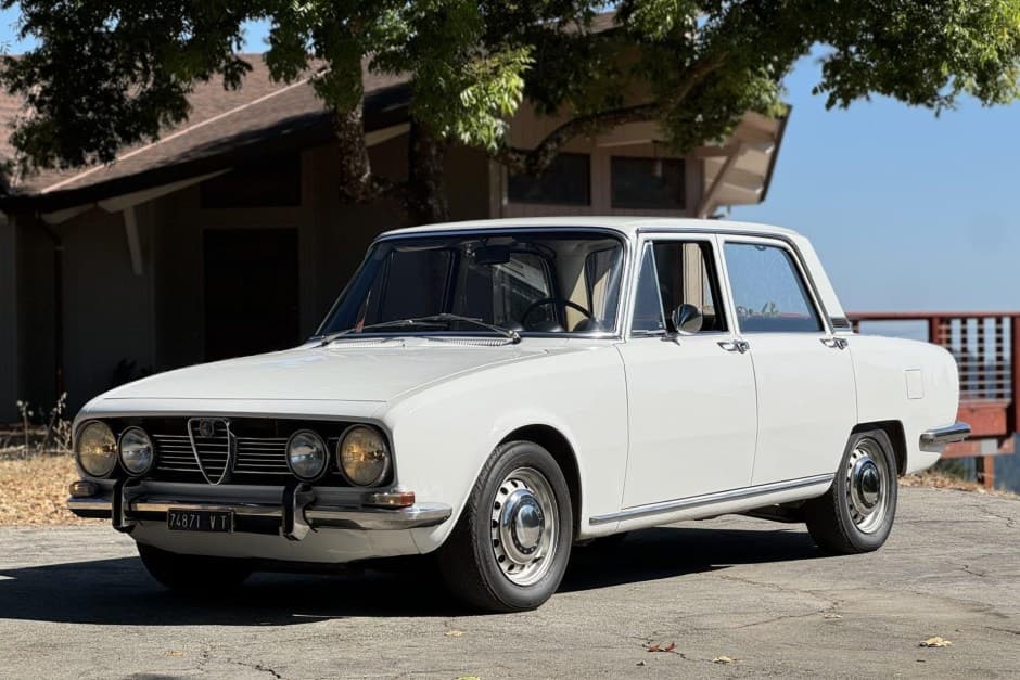 1969 Alfa Romeo 105 Series Sedan sold for $22,500
