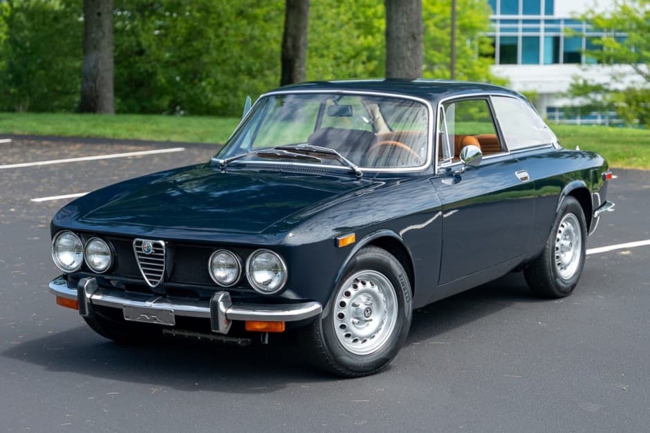 1971 Alfa Romeo 105/115 Series Coupe sold for $55,000