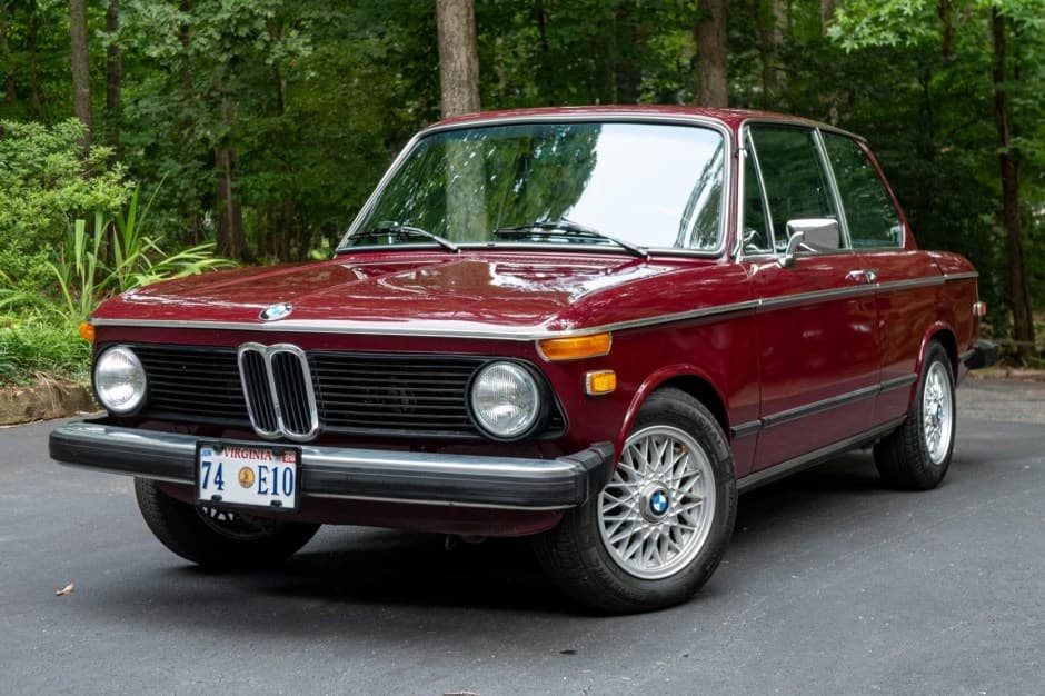 1974 BMW 2002tii sold for $28,000