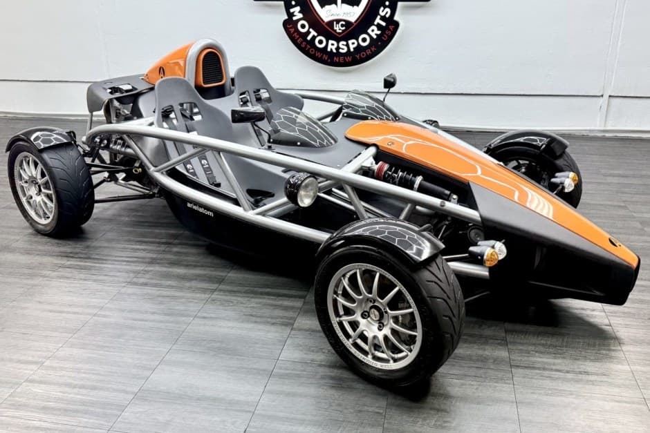 2006 Ariel Atom sold for $43,000