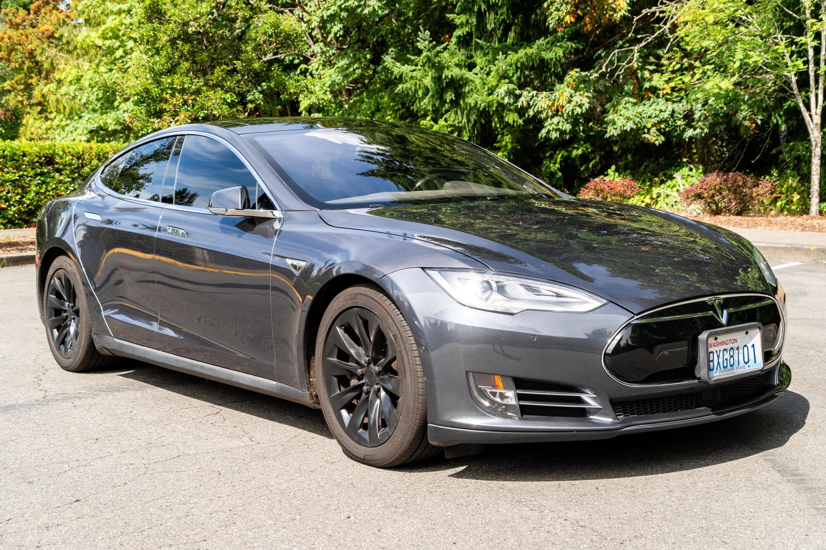 2016 Tesla Model S sold for $14,000