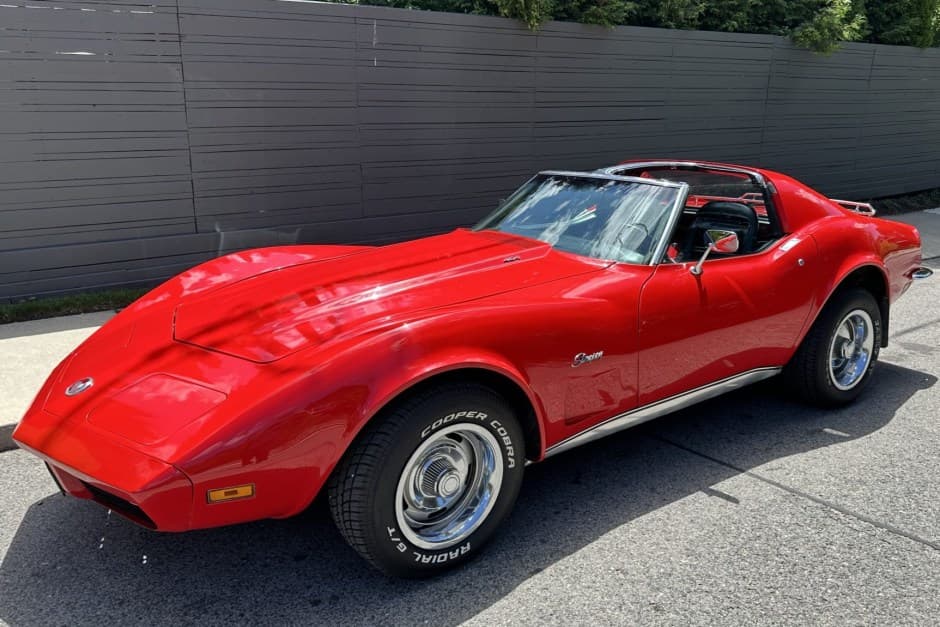 1973 Chevrolet Corvette C3 sold for $10,500