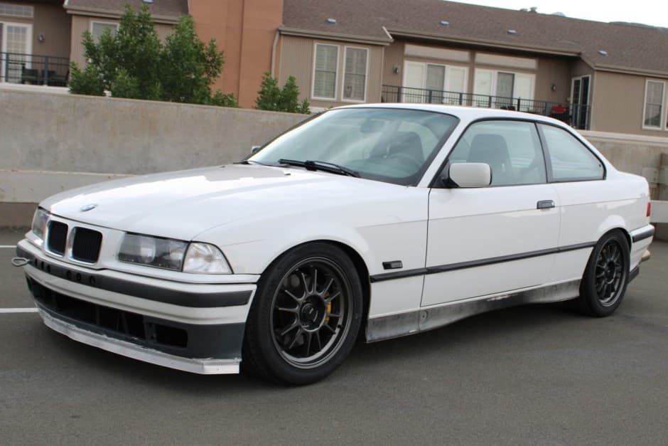 1995 BMW E36 3-Series sold for $6,400