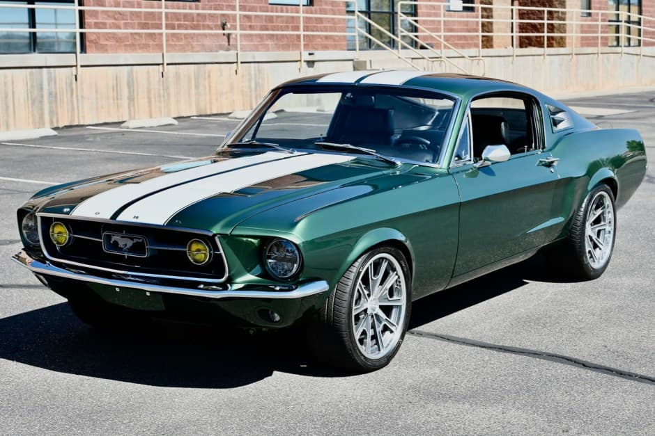 0 Ford Mustang 1967-1968 sold for $305,000