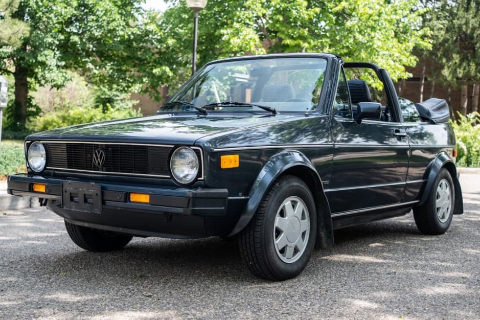 1987 Volkswagen Golf/Rabbit Cabriolet Mk1 sold for $8,500