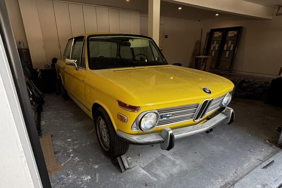 1972 BMW 2002 sold for $16,750
