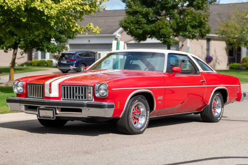 1975 Oldsmobile Cutlass sold for $30,000