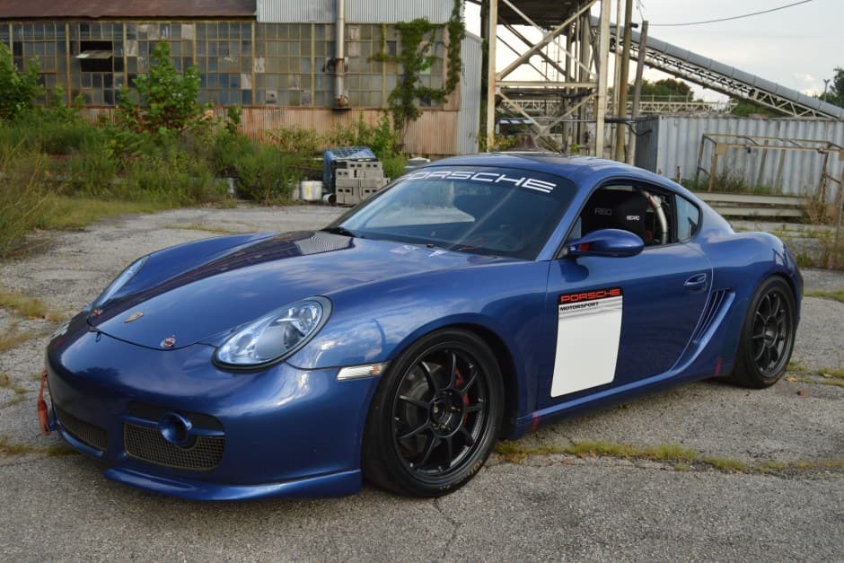 2006 Porsche 987 Cayman sold for $36,000
