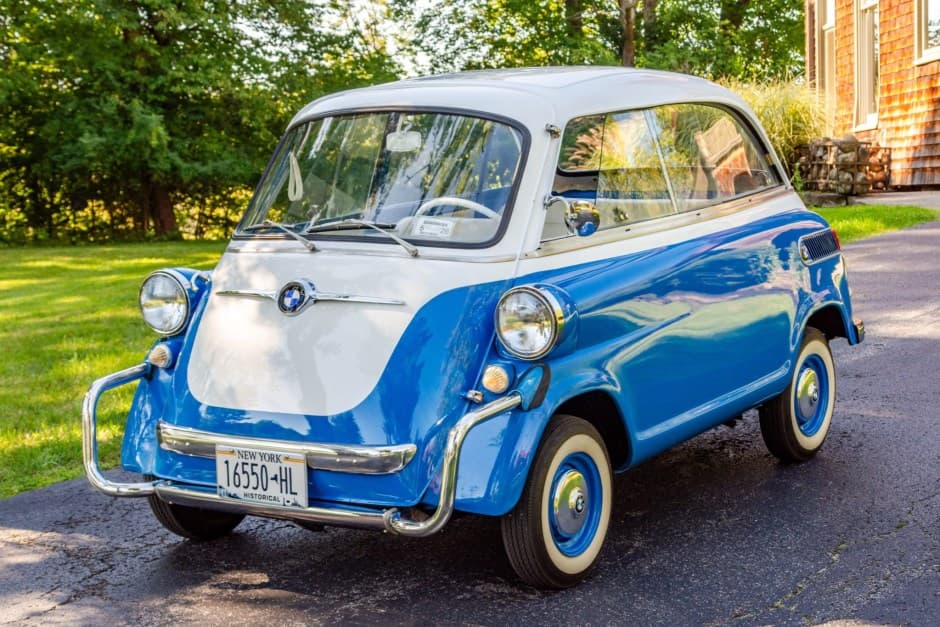 1958 BMW Isetta sold for $28,000