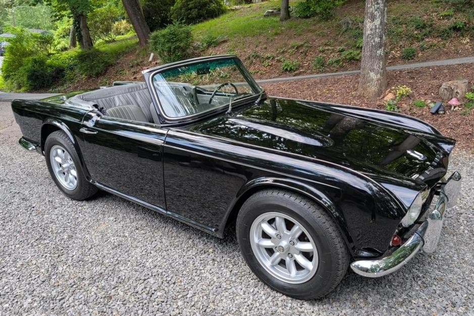 1964 Triumph TR4 sold for $22,000