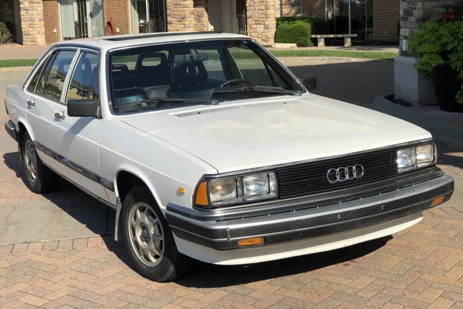 1983 Audi C2 100, 200, & 5000 sold for $7,600