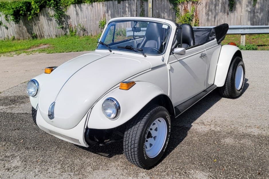 1979 Volkswagen Super Beetle sold for $7,200