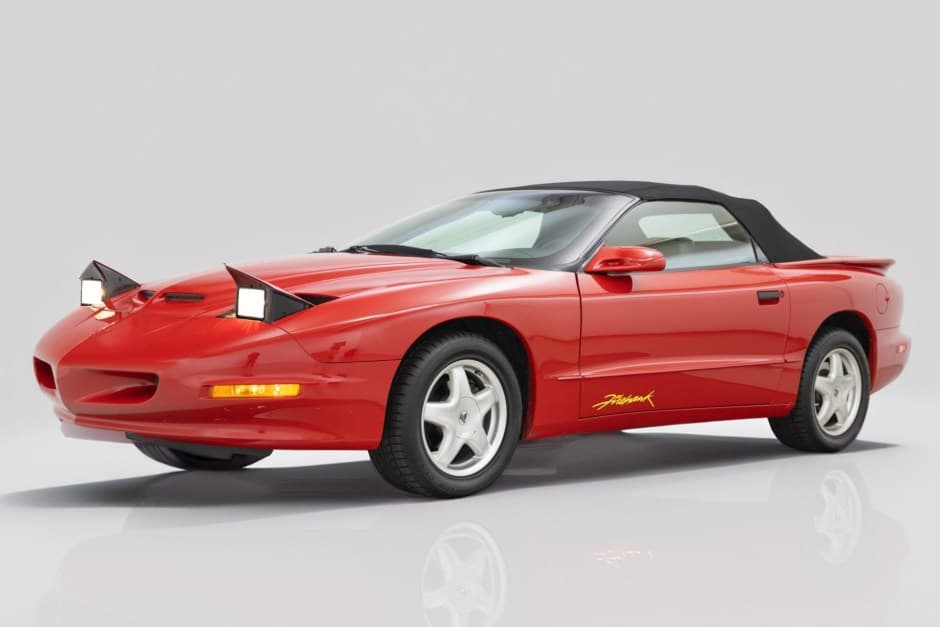 1995 Pontiac Firebird (1993-2002) sold for $17,277