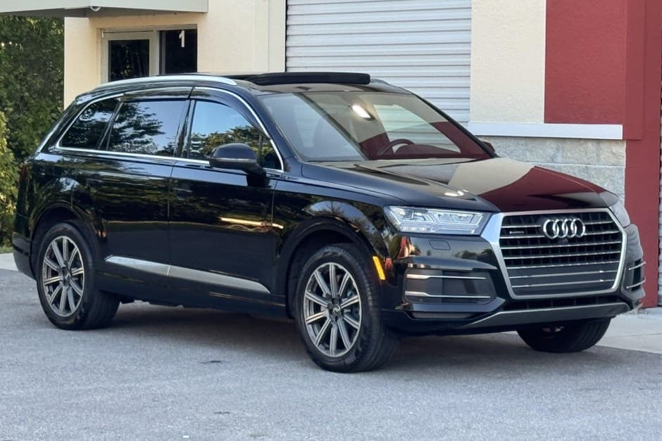 2017 Audi Q7 sold for $14,700