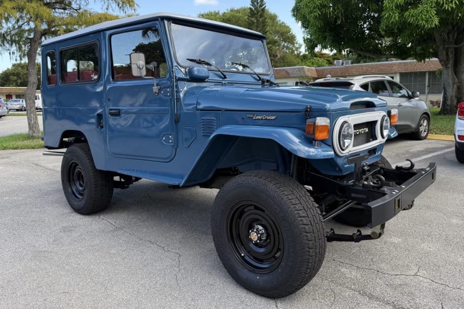 1978 Toyota Land Cruiser FJ43 sold for $25,750