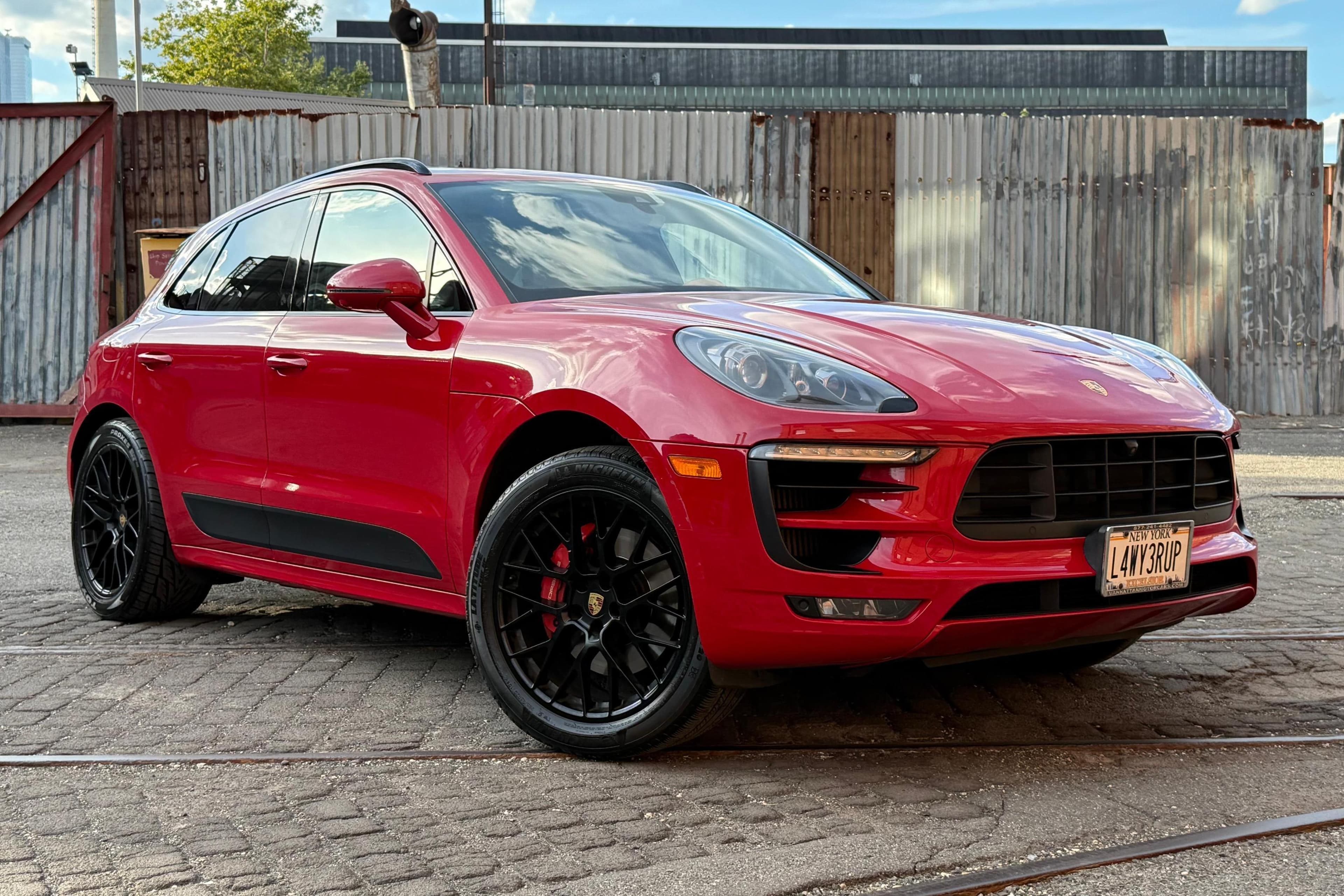 2017 Porsche Macan sold for $20,000