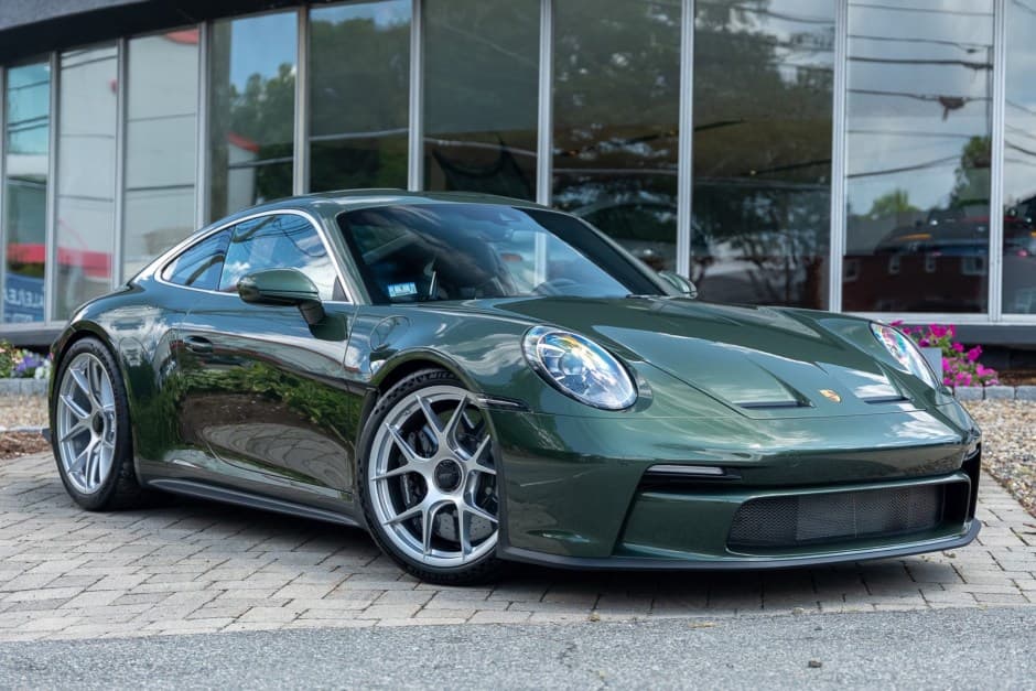 2024 Porsche 992 911 (Non-Turbo/GT2/GT3) sold for $666,000