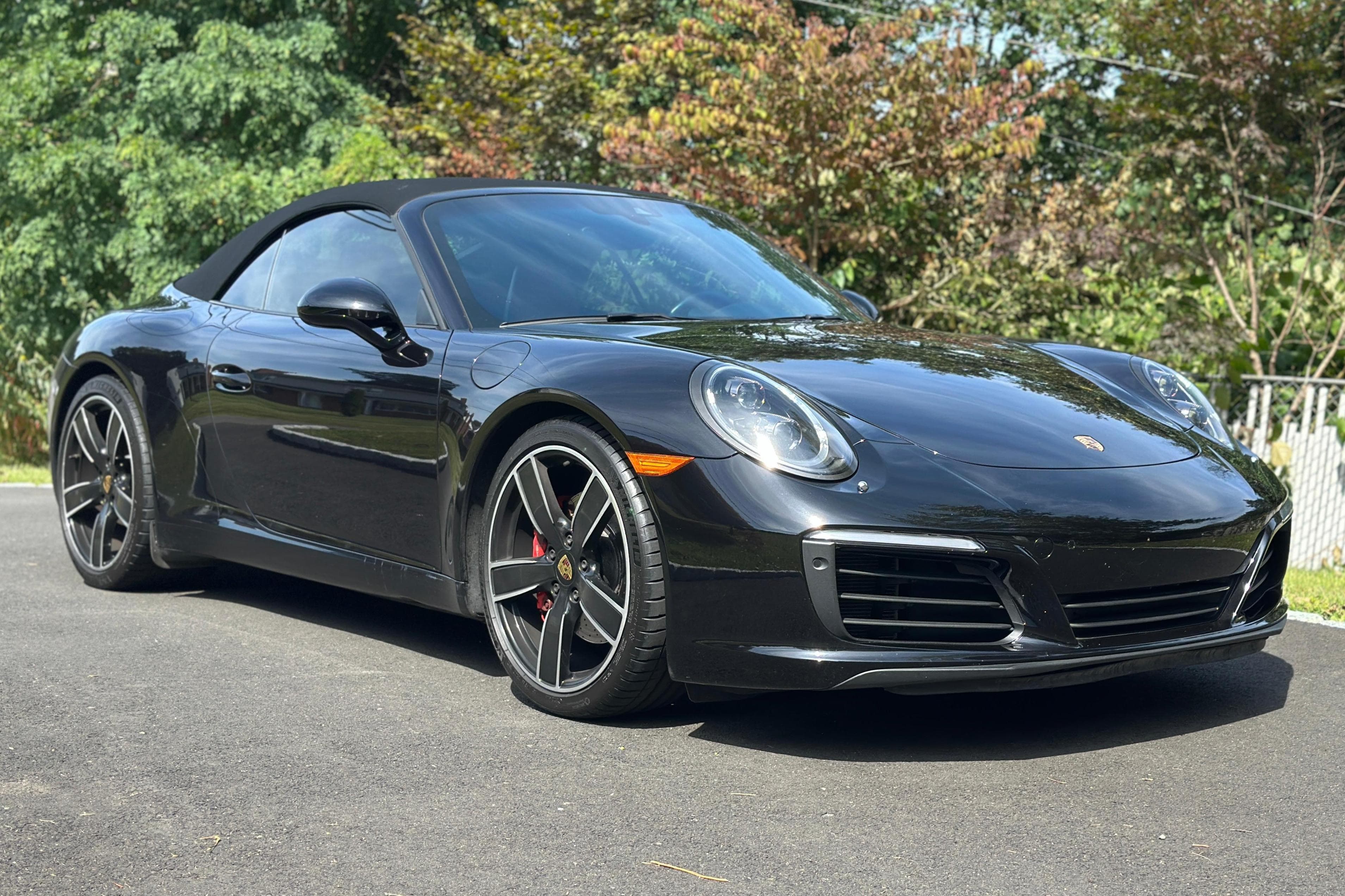 2017 Porsche 991 911 sold for $64,911
