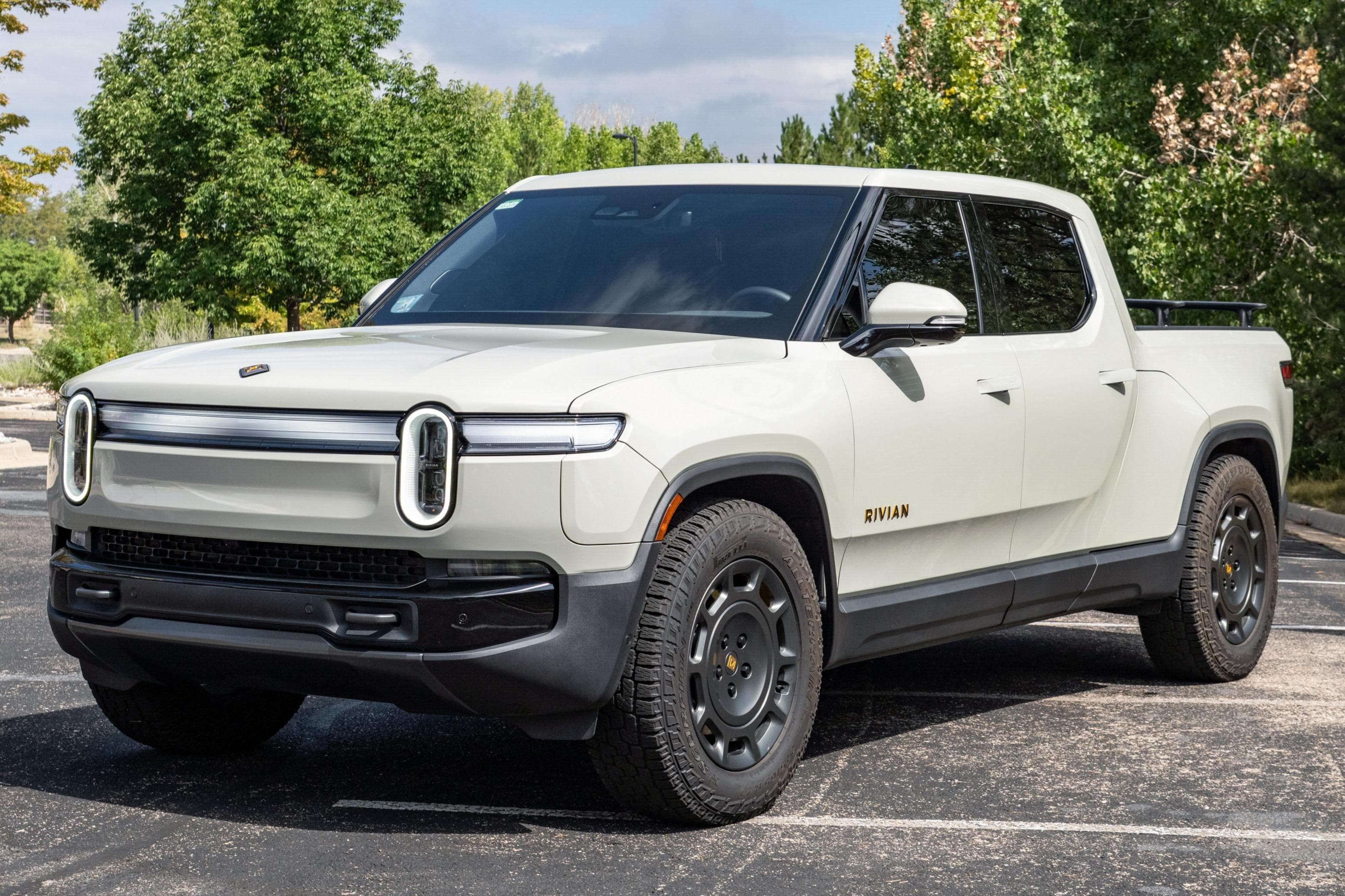 2025 Rivian R1T sold for $79,000