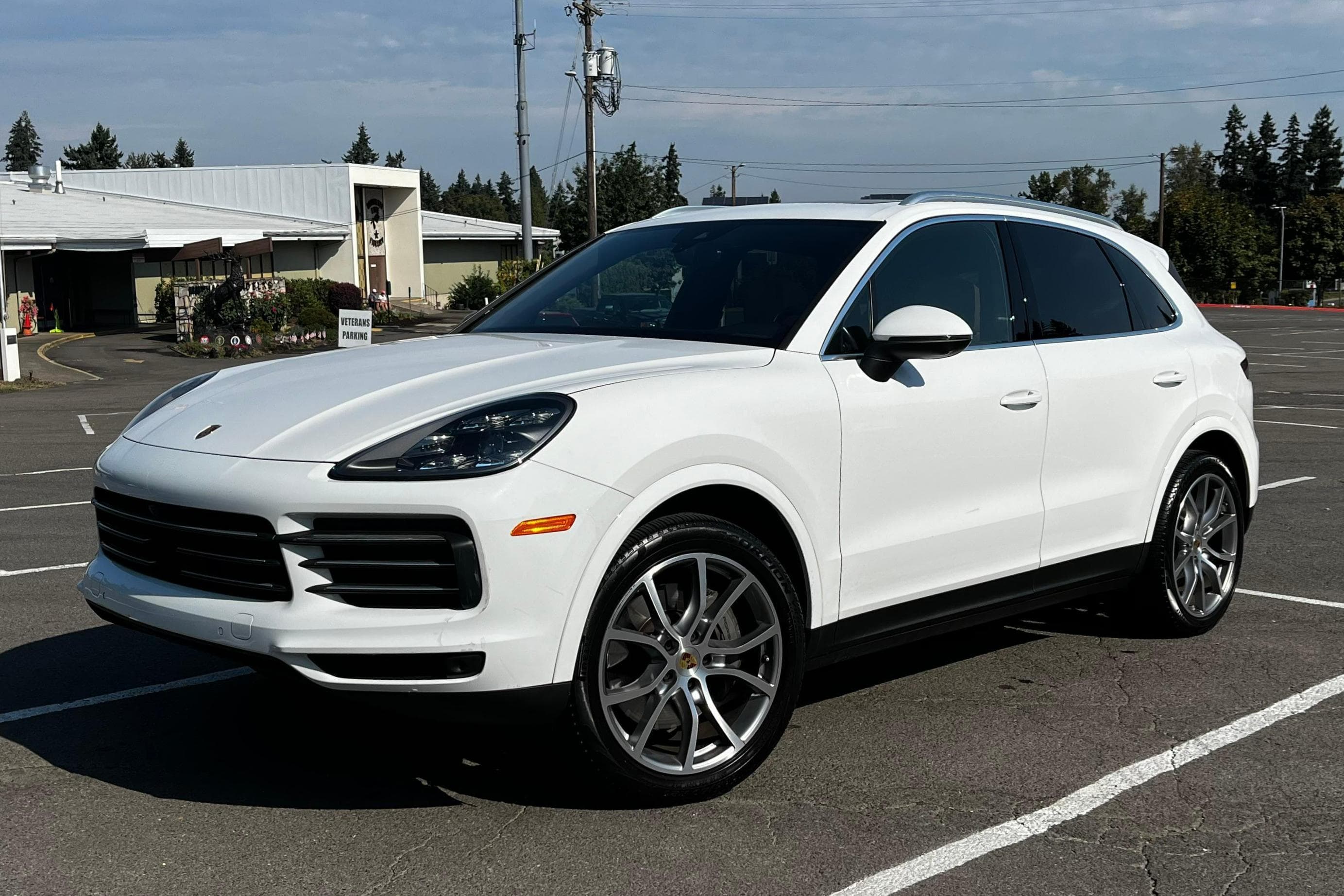 2021 Porsche Cayenne sold for $30,000