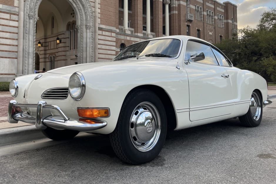 1971 Volkswagen Karmann Ghia sold for $14,500