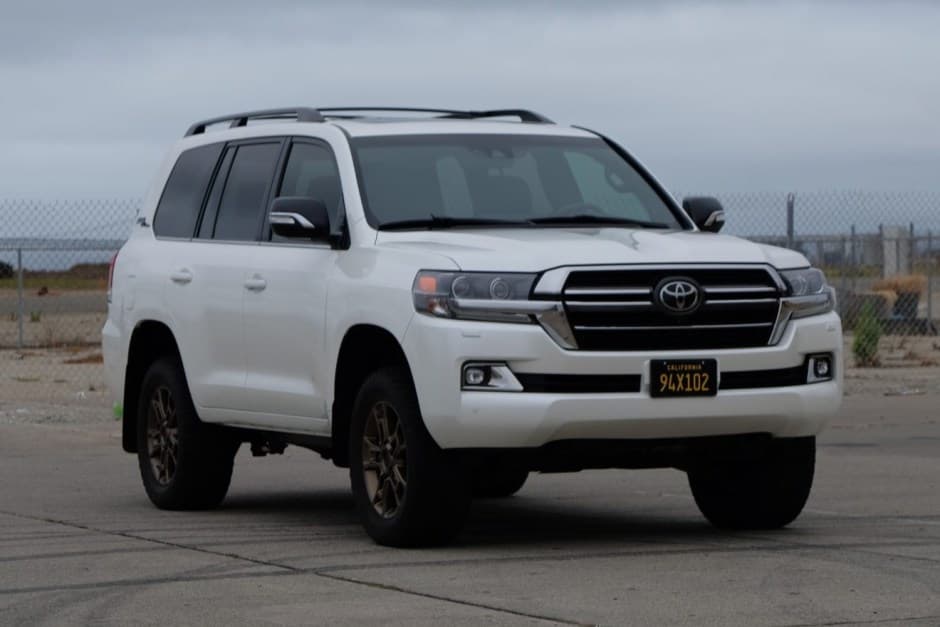 2020 Toyota Land Cruiser 200-Series sold for $78,000