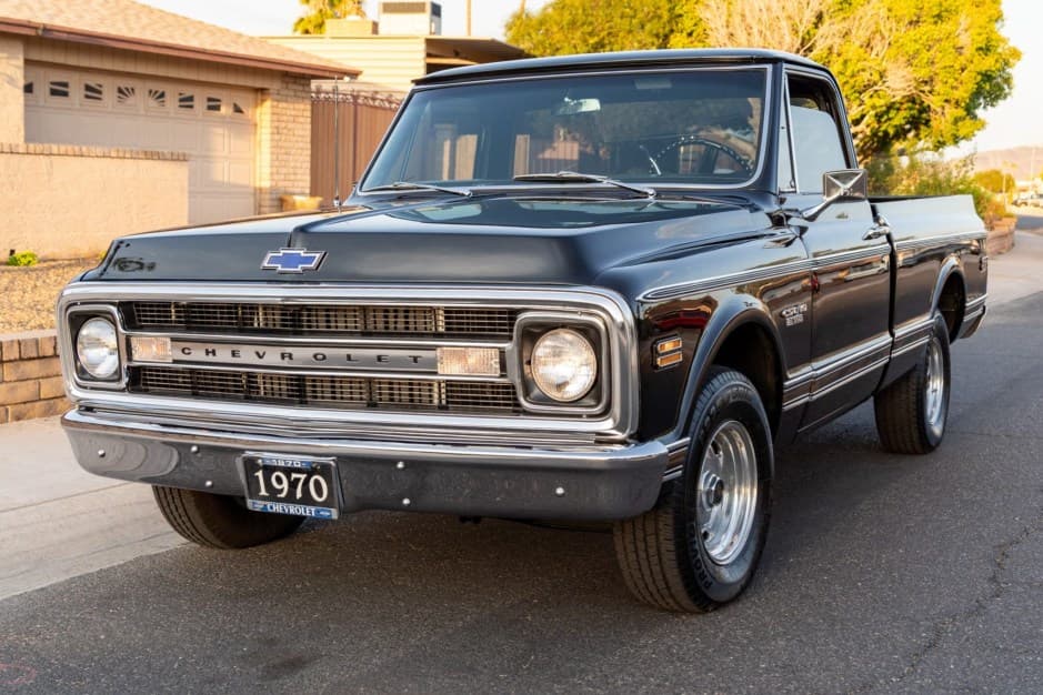 1970 Chevrolet C/K (1967-1972) sold for $28,600