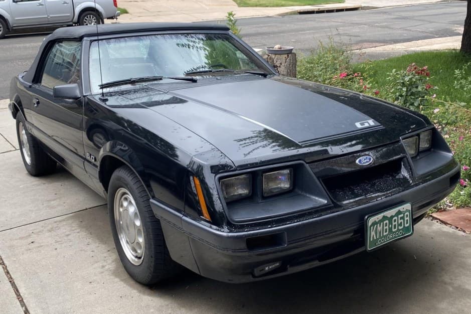 1986 Ford Fox-Body Mustang sold for $16,250