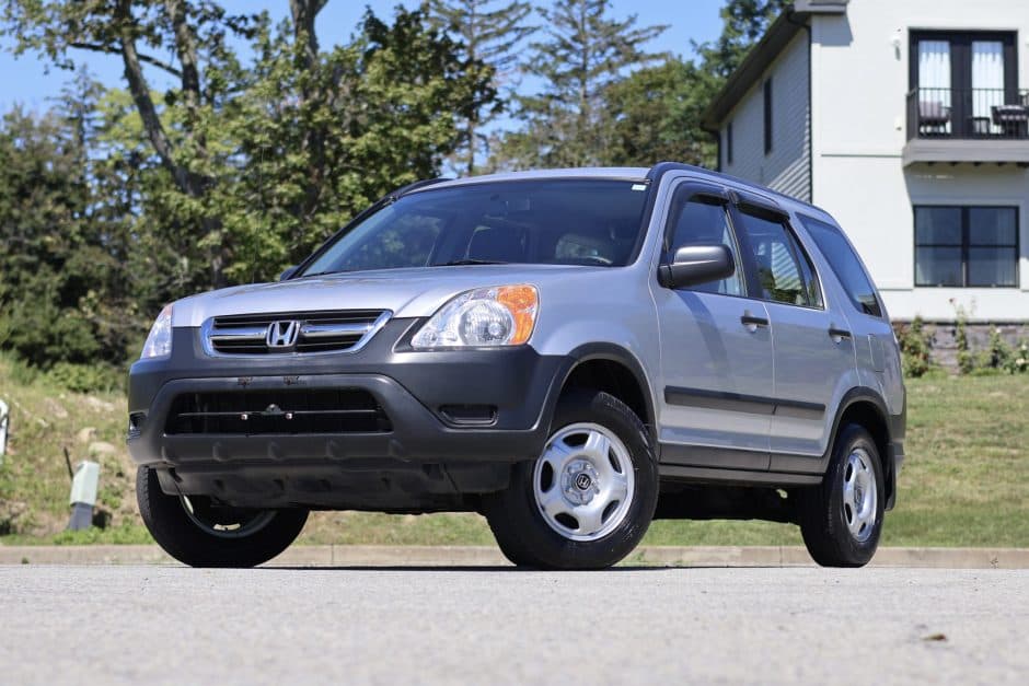 2004 Honda CR-V sold for $8,600