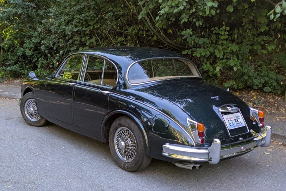 1962 Jaguar Mk II sold for $45,000