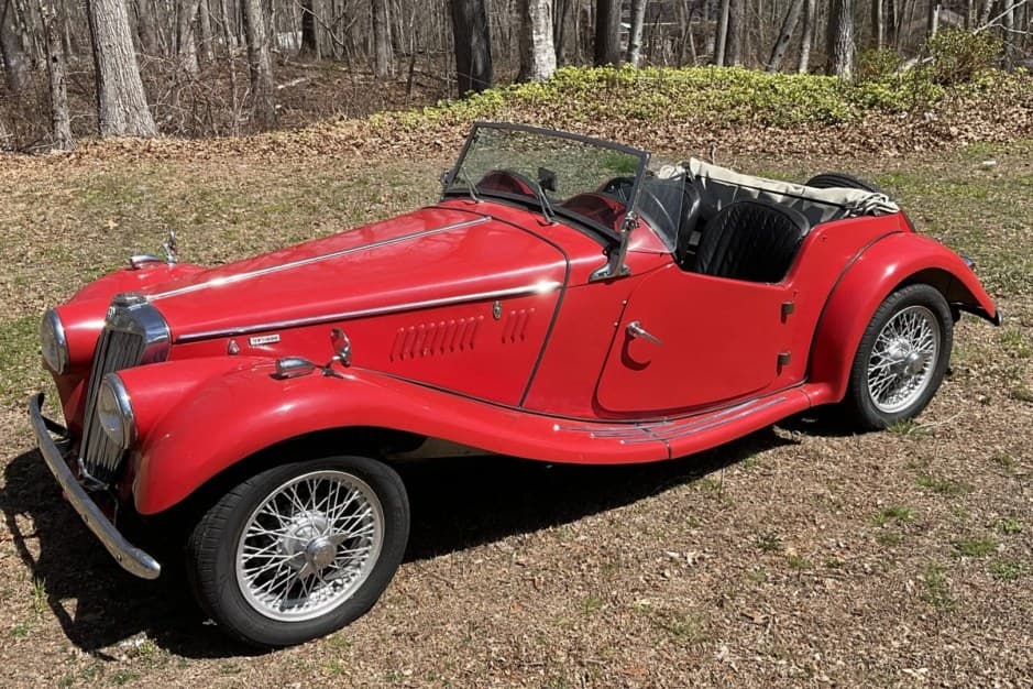 1955 MG TF sold for $10,000