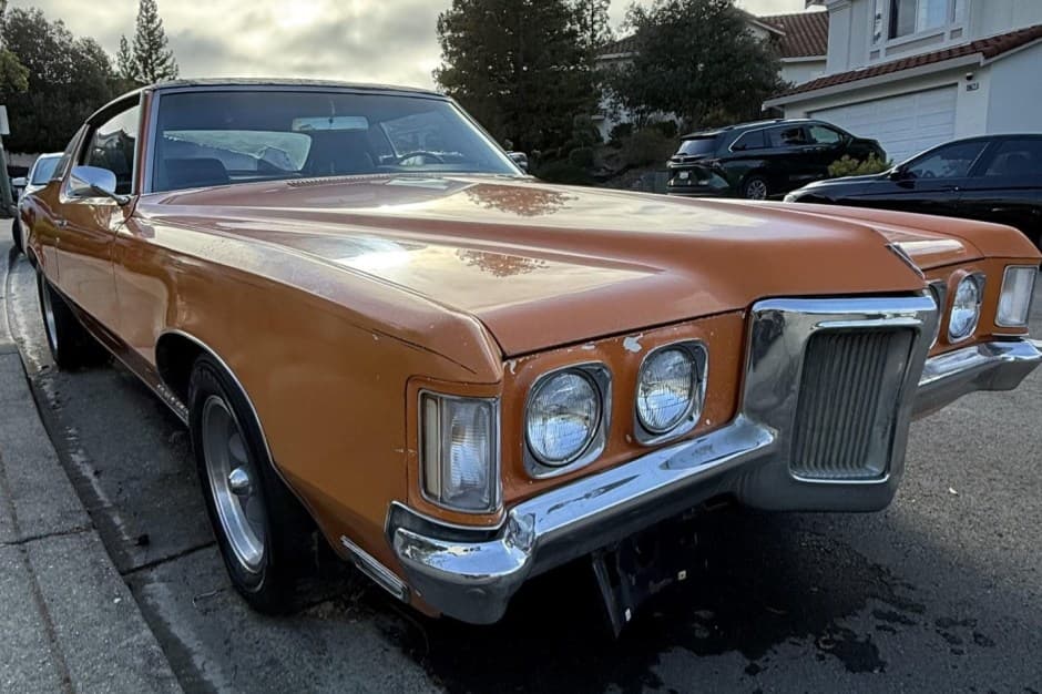 1969 Pontiac Grand Prix sold for $9,000