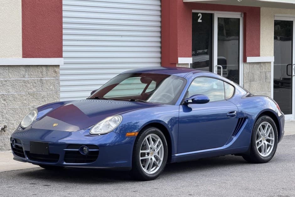 2007 Porsche 987 Cayman sold for $25,500