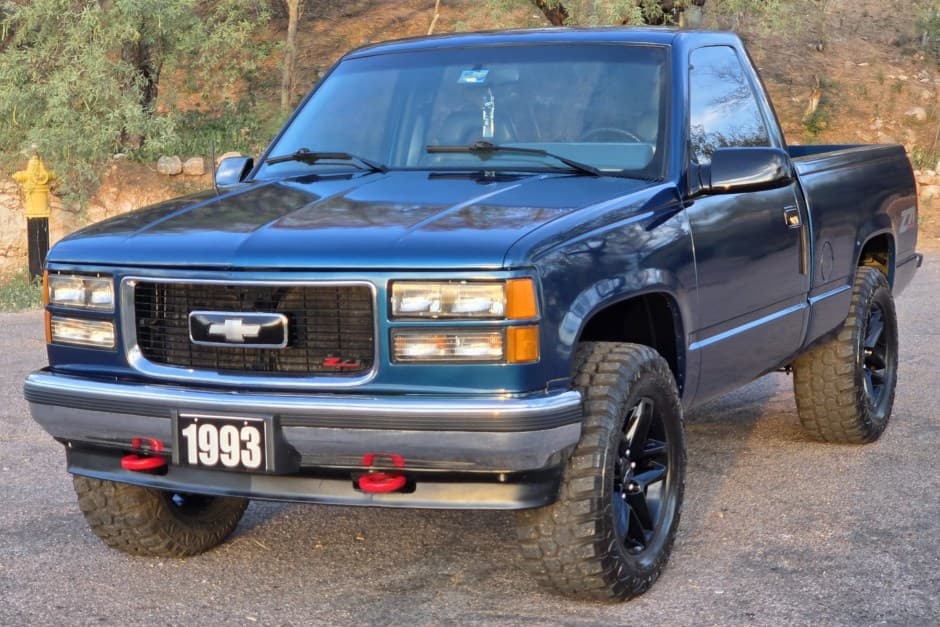 1993 Chevrolet C/K GMT400 (1988-2002) sold for $13,000