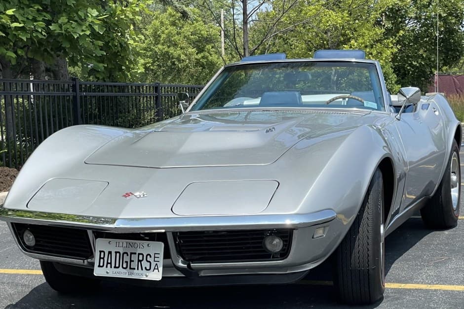 1968 Chevrolet Corvette C3 sold for $45,000