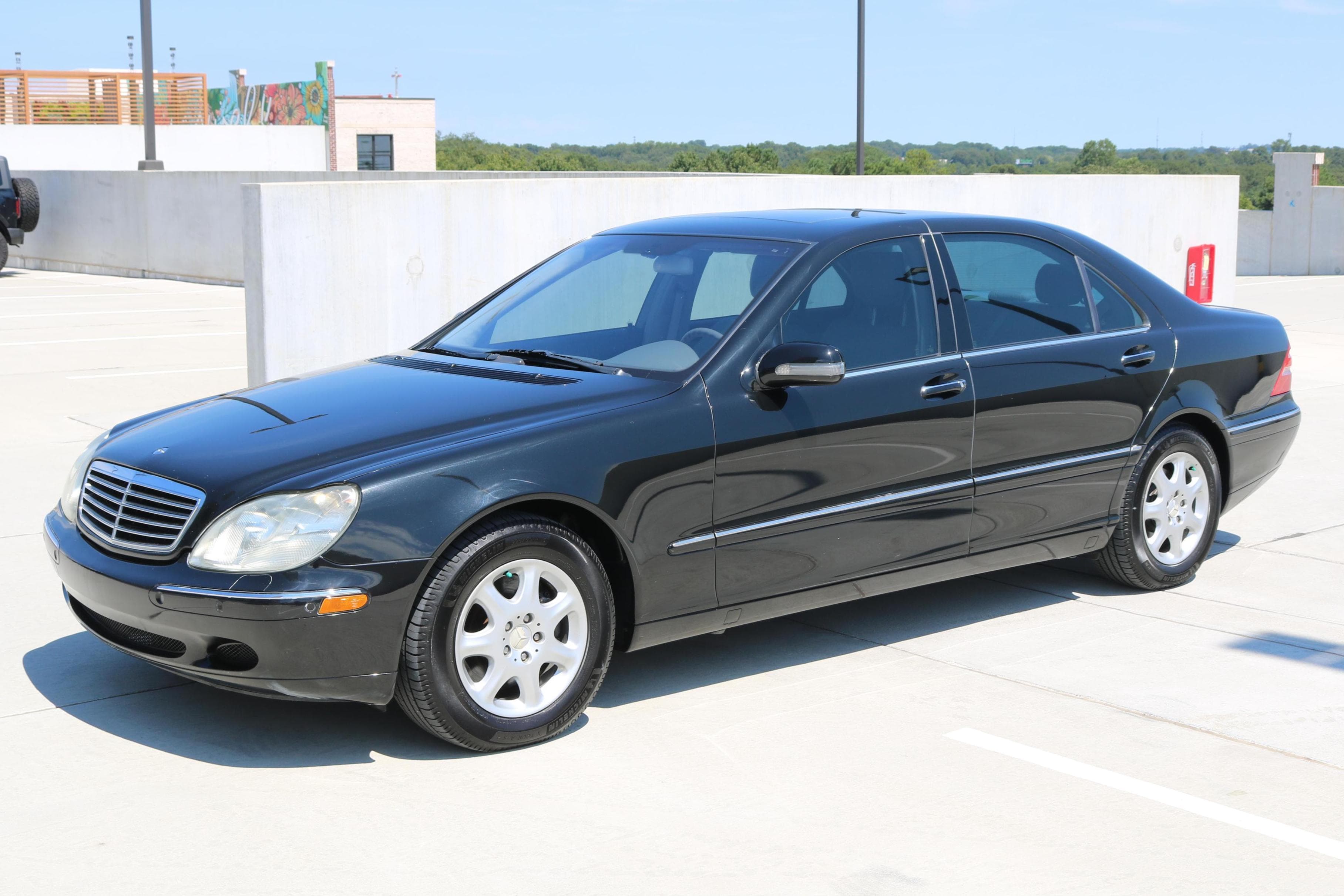 2000 Mercedes-Benz S-Class sold for $5,300