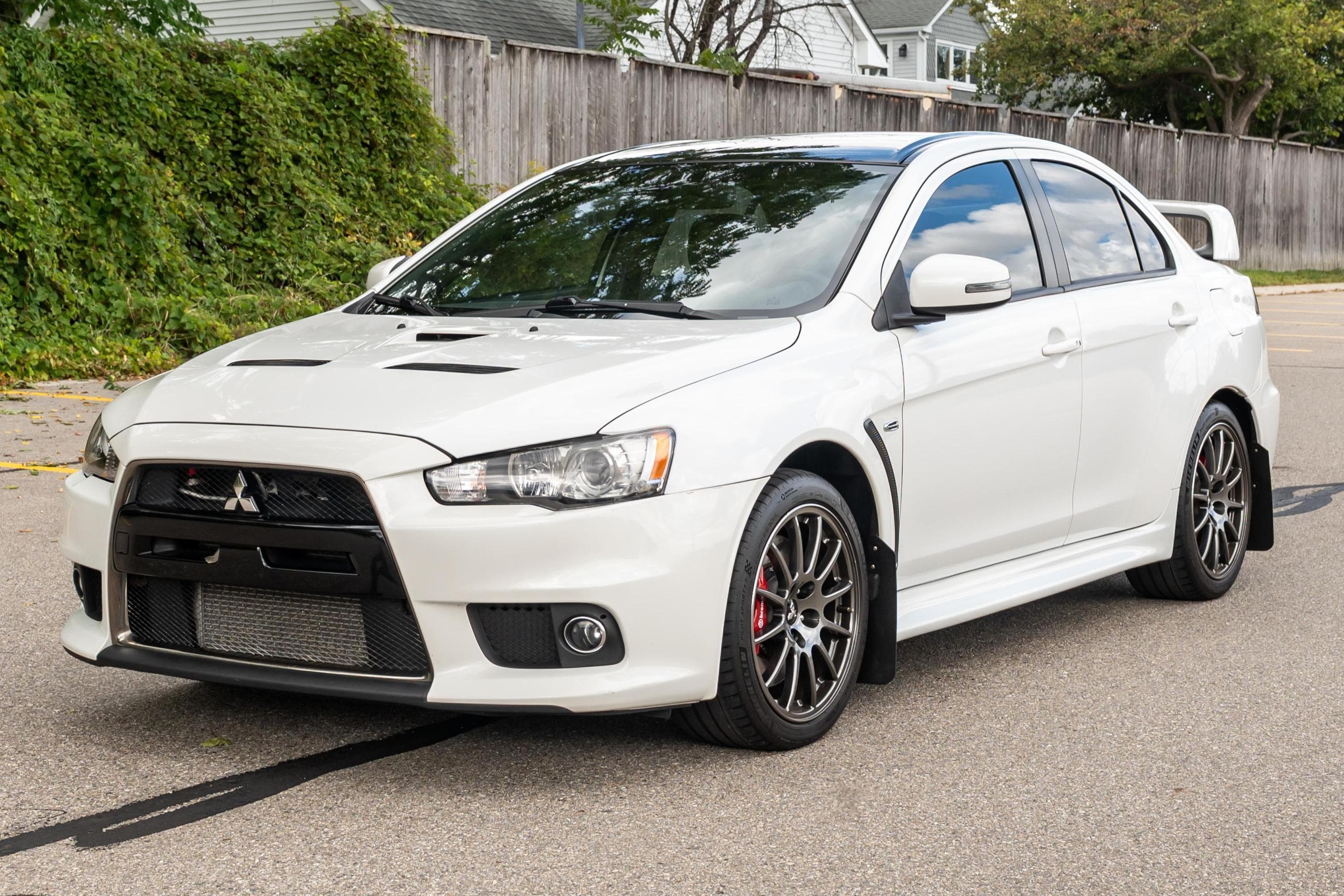 2015 Mitsubishi Lancer Evolution sold for $24,250